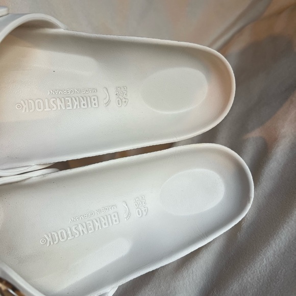 Birkenstock White Sandals with Gold Buckle - Picture 3 of 8